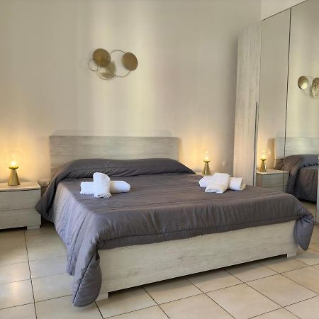 Cconforthotels Appartamento Crispi Bari Zewnętrze zdjęcie